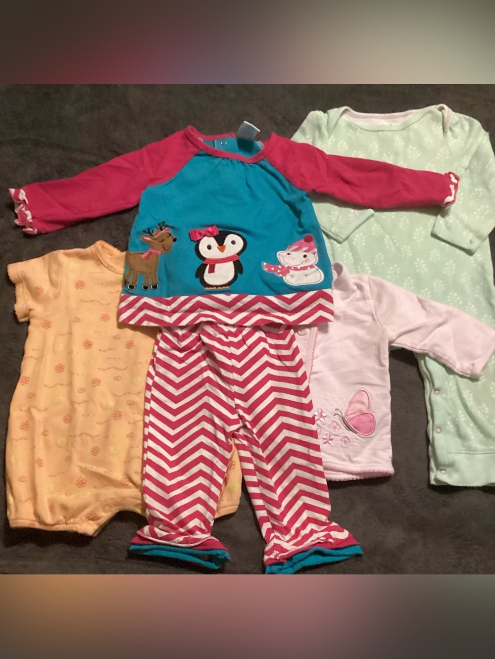 Bundle of girls size 6-9 months.